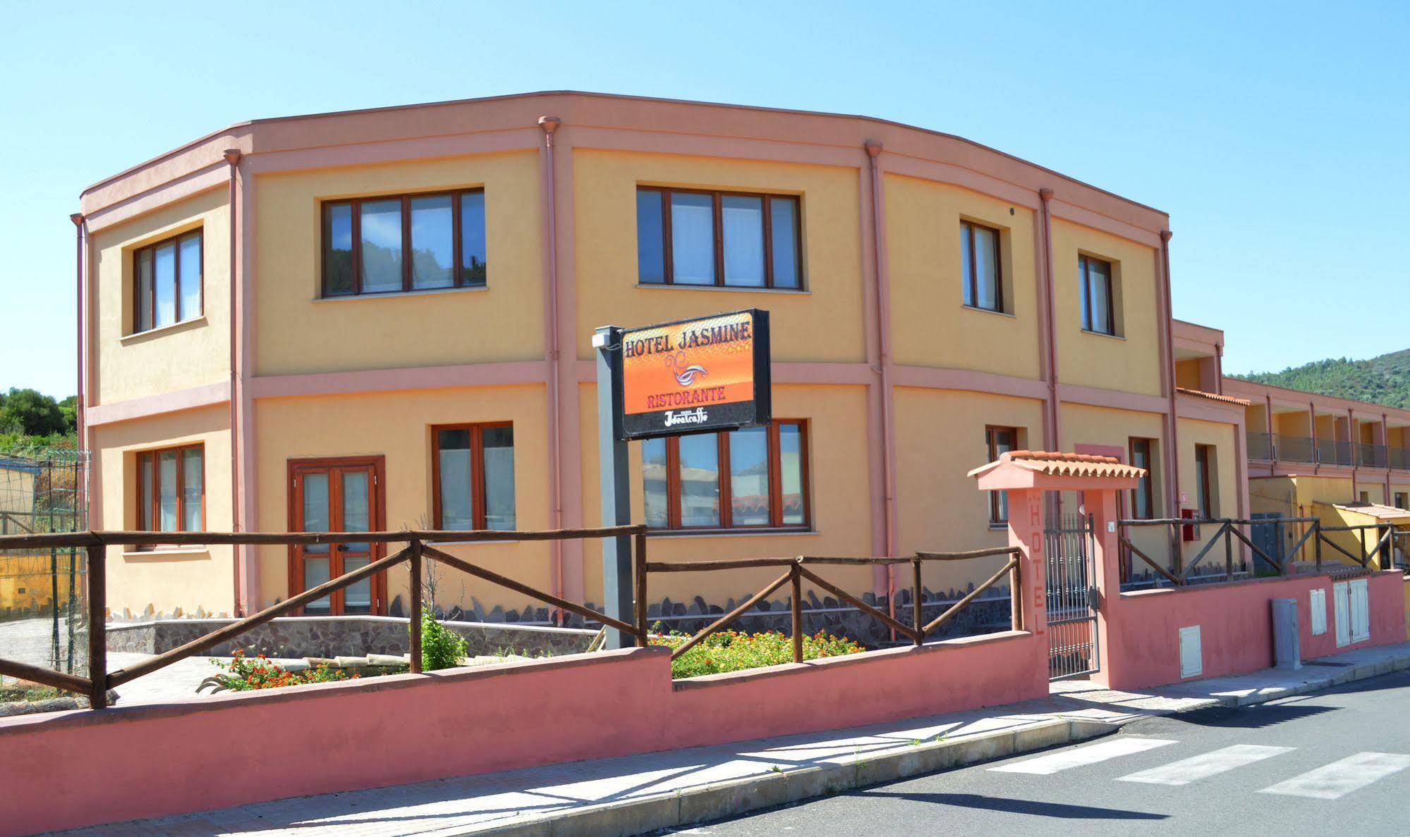 Hotel Jasmine 3*
